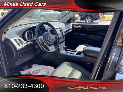 2012 Jeep Grand Cherokee Laredo   - Photo 15 - Flint, MI 48503