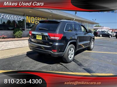 2012 Jeep Grand Cherokee Laredo   - Photo 10 - Flint, MI 48503