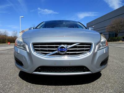 2011 Volvo S60 T6   - Photo 11 - Bohemia, NY 11716