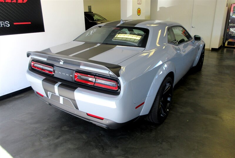 2022 Dodge Challenger SRT Hellcat Redeye Jailbreak   - Photo 4 - Bohemia, NY 11716