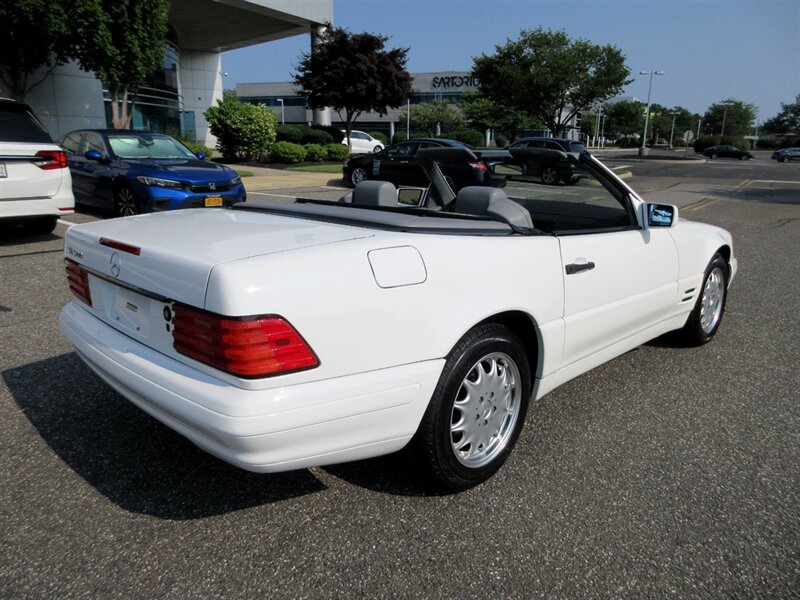 1997 Mercedes-Benz SL 500   - Photo 8 - Bohemia, NY 11716