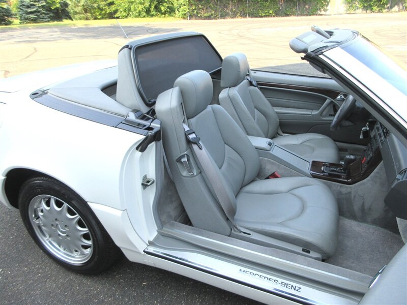 1997 Mercedes-Benz SL 500   - Photo 36 - Bohemia, NY 11716