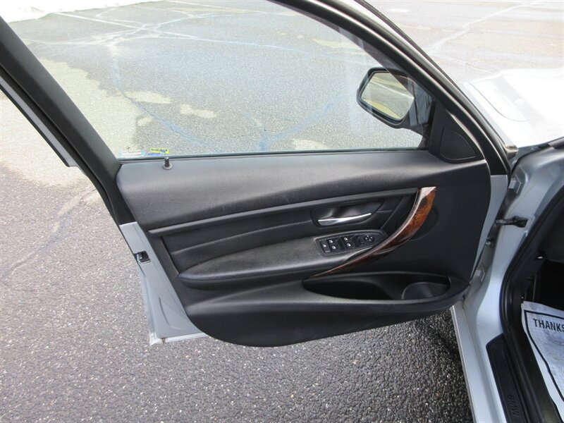 2013 BMW 328i xDrive   - Photo 31 - Bohemia, NY 11716