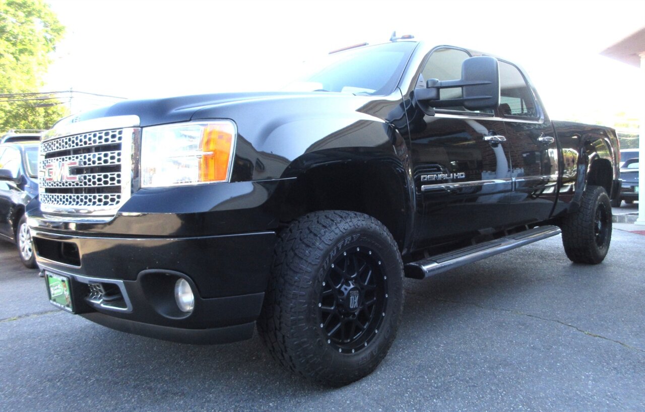 2014 GMC Sierra 2500 Denali   - Photo 1 - Bohemia, NY 11716