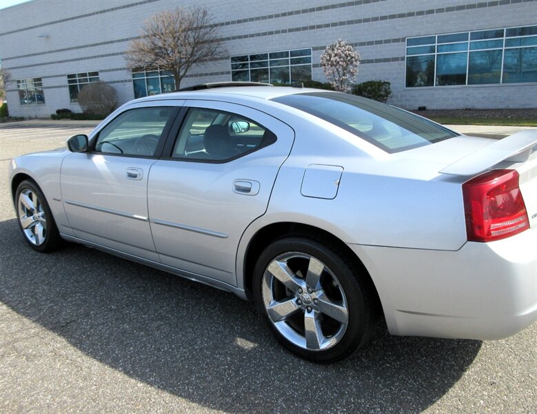 2008 Dodge Charger R/T   - Photo 23 - Bohemia, NY 11716