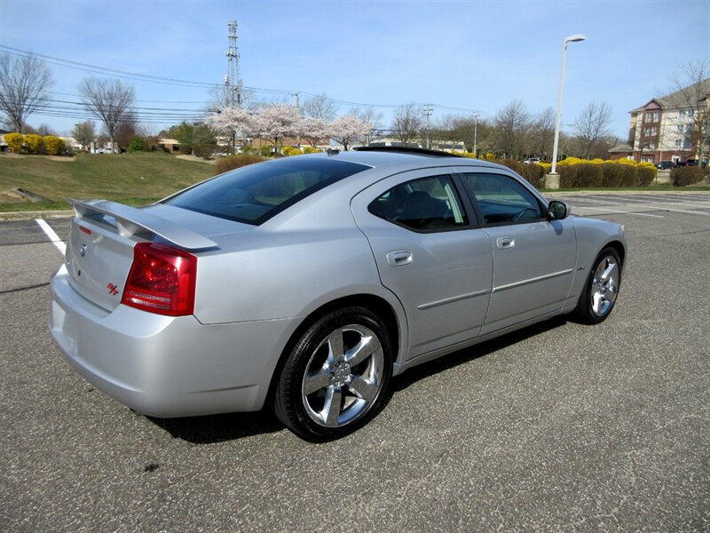 2008 Dodge Charger R/T   - Photo 8 - Bohemia, NY 11716