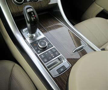 2016 Land Rover Range Rover Sport Supercharged   - Photo 35 - Bohemia, NY 11716