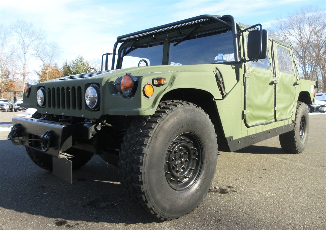2002 Hummer H1 AM General   - Photo 1 - Bohemia, NY 11716