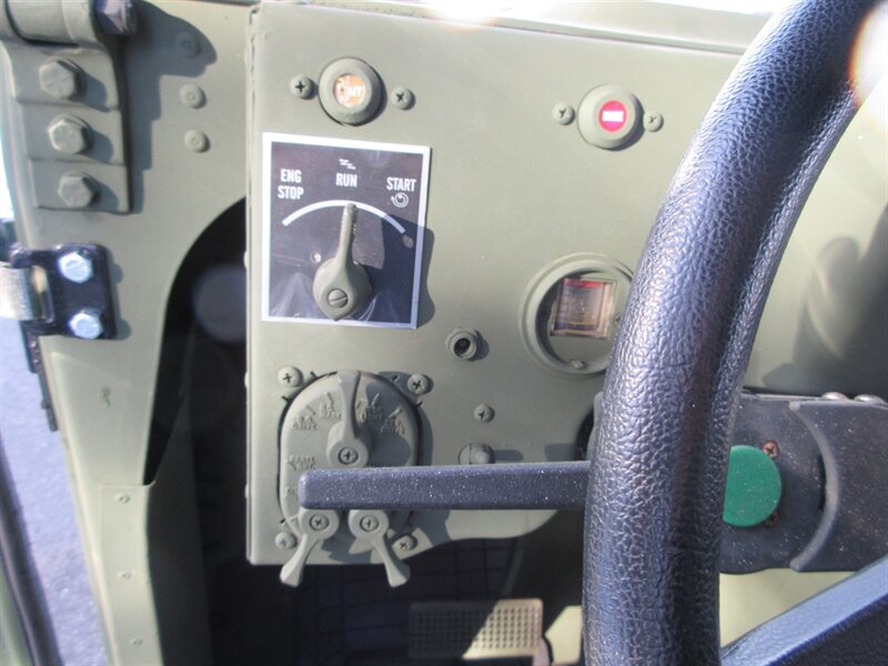 2002 Hummer H1 AM General   - Photo 25 - Bohemia, NY 11716