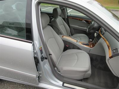 2007 Mercedes-Benz E350 4MATIC   - Photo 52 - Bohemia, NY 11716