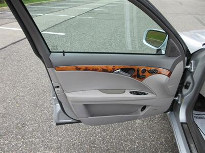 2007 Mercedes-Benz E350 4MATIC   - Photo 25 - Bohemia, NY 11716