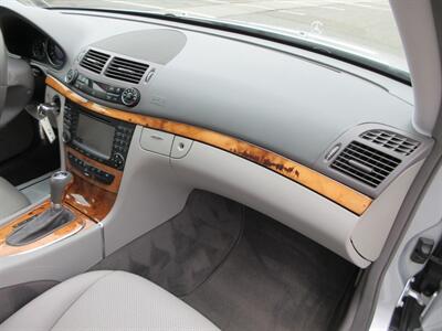 2007 Mercedes-Benz E350 4MATIC   - Photo 54 - Bohemia, NY 11716