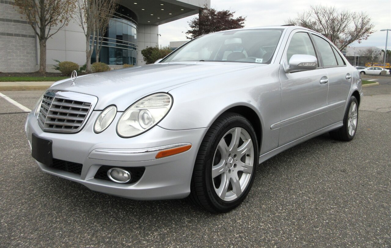 2007 Mercedes-Benz E350 4MATIC   - Photo 1 - Bohemia, NY 11716