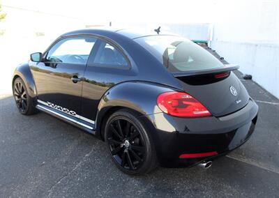 2012 Volkswagen Beetle Black Turbo  Launch Edition - Photo 23 - Bohemia, NY 11716