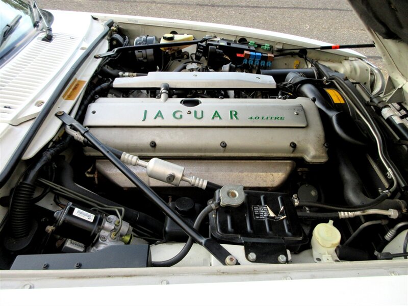 1996 Jaguar XJS Convertible   - Photo 67 - Bohemia, NY 11716