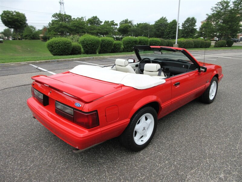 1992 Ford Mustang LX 5.0  Convertible - Photo 4 - Bohemia, NY 11716