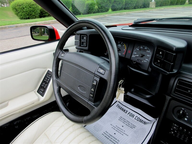 1992 Ford Mustang LX 5.0  Convertible - Photo 38 - Bohemia, NY 11716