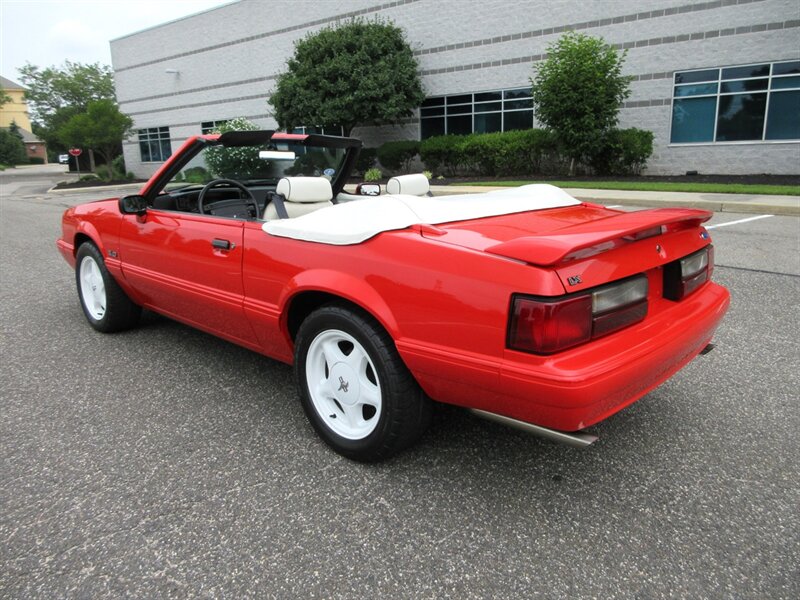 1992 Ford Mustang LX 5.0  Convertible - Photo 7 - Bohemia, NY 11716