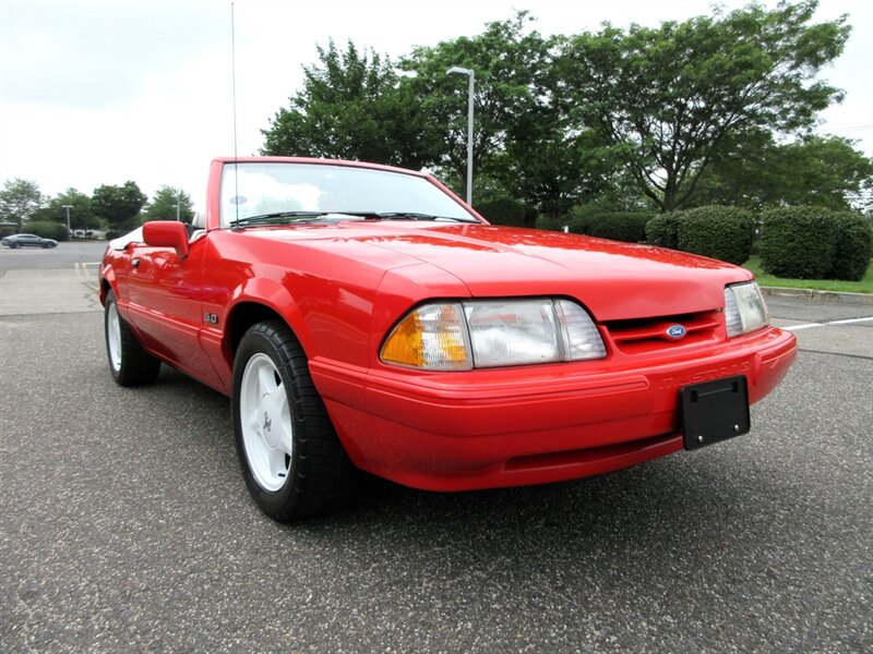 1992 Ford Mustang LX 5.0  Convertible - Photo 2 - Bohemia, NY 11716