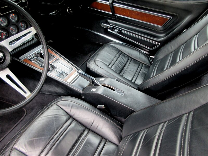 1975 Chevrolet Corvette Coupe   - Photo 36 - Bohemia, NY 11716