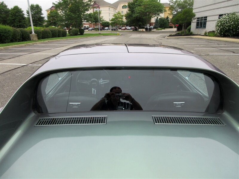 1975 Chevrolet Corvette Coupe   - Photo 28 - Bohemia, NY 11716