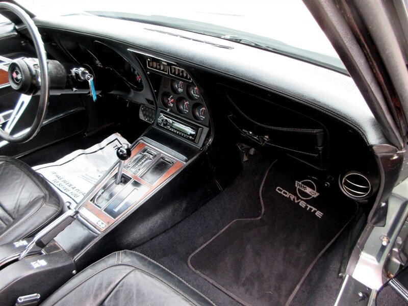 1975 Chevrolet Corvette Coupe   - Photo 49 - Bohemia, NY 11716