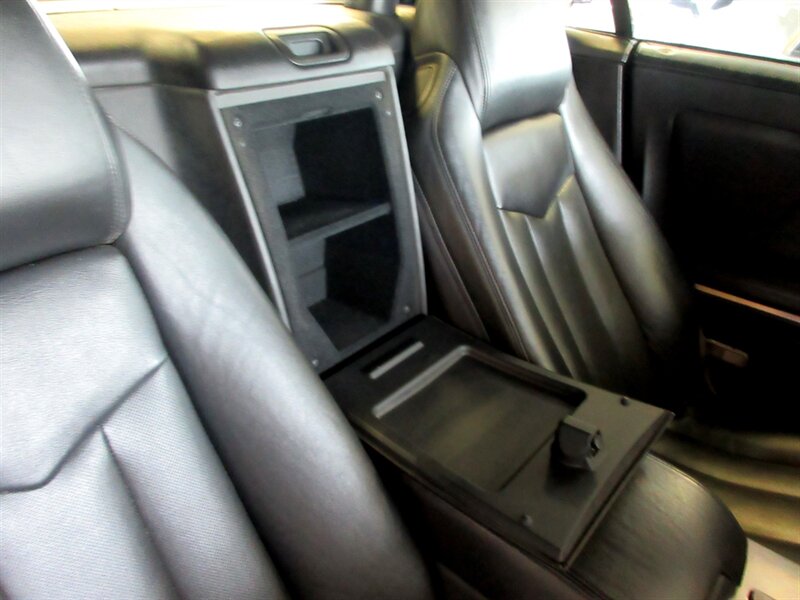 2004 Cadillac XLR   - Photo 47 - Bohemia, NY 11716