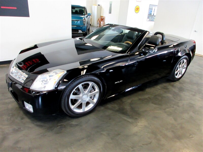 2004 Cadillac XLR   - Photo 7 - Bohemia, NY 11716