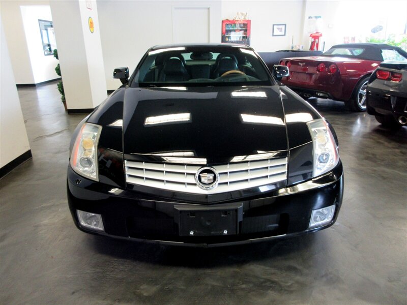 2004 Cadillac XLR   - Photo 16 - Bohemia, NY 11716