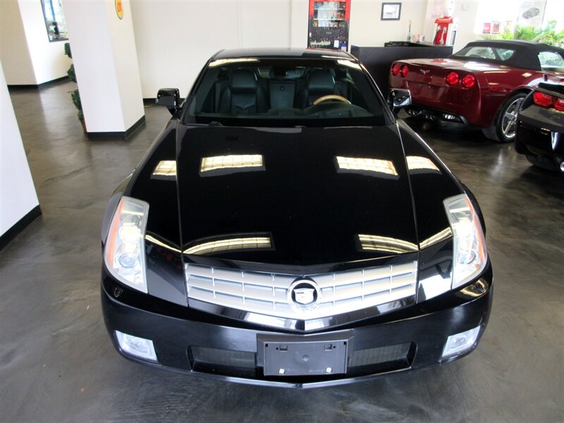 2004 Cadillac XLR   - Photo 14 - Bohemia, NY 11716