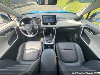 2021 Toyota RAV4 Hybrid XLE   - Photo 19 - Naperville, IL 60565