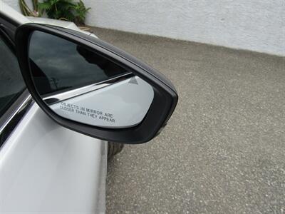 2024 Mazda Mazda3 Hatchback NAV,PREFERRED PKG,SILVER CERTIFIED   - Photo 22 - Haddon Twp, NJ 08107