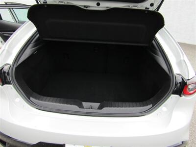 2024 Mazda Mazda3 Hatchback NAV,PREFERRED PKG,SILVER CERTIFIED   - Photo 35 - Haddon Twp, NJ 08107