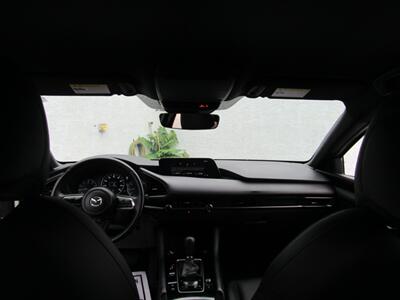 2024 Mazda Mazda3 Hatchback NAV,PREFERRED PKG,SILVER CERTIFIED   - Photo 58 - Haddon Twp, NJ 08107