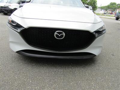 2024 Mazda Mazda3 Hatchback NAV,PREFERRED PKG,SILVER CERTIFIED   - Photo 10 - Haddon Twp, NJ 08107