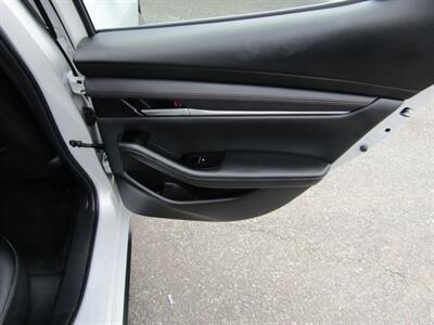 2024 Mazda Mazda3 Hatchback NAV,PREFERRED PKG,SILVER CERTIFIED   - Photo 37 - Haddon Twp, NJ 08107