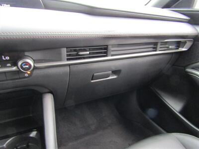 2024 Mazda Mazda3 Hatchback NAV,PREFERRED PKG,SILVER CERTIFIED   - Photo 51 - Haddon Twp, NJ 08107