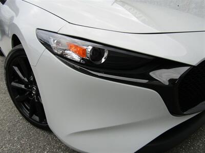 2024 Mazda Mazda3 Hatchback NAV,PREFERRED PKG,SILVER CERTIFIED   - Photo 9 - Haddon Twp, NJ 08107