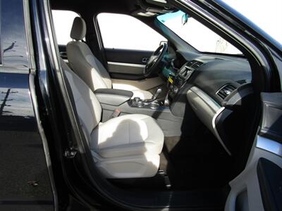 2018 Ford Explorer 4x4,CONV PKG,SILVER CERTIFIED   - Photo 19 - Haddon Twp, NJ 08107