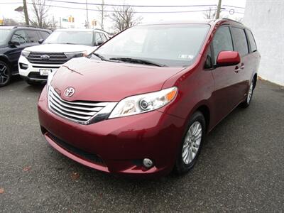 2017 Toyota Sienna XLE,NAV,LEATHER,TECH PKG,RVC,SILVER CERTIFIED   - Photo 3 - Haddon Twp, NJ 08107