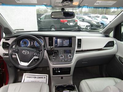 2017 Toyota Sienna XLE,NAV,LEATHER,TECH PKG,RVC,SILVER CERTIFIED   - Photo 27 - Haddon Twp, NJ 08107