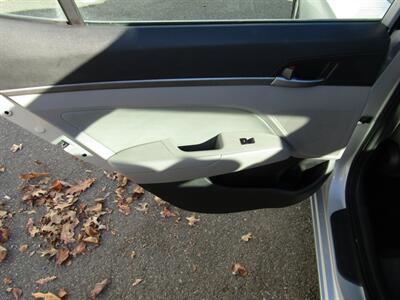 2017 Hyundai ELANTRA SE,CONV PKG,BLUETOOTH,SILVER CERTIFIED   - Photo 14 - Haddon Twp, NJ 08107