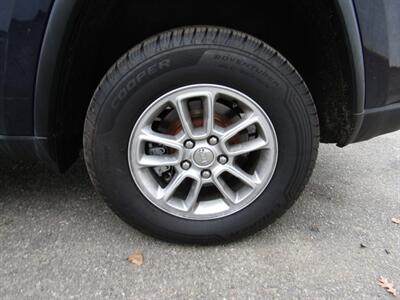 2018 Jeep Grand Cherokee 4X4,CONV PKG,RVC,COMFORT PKG,SILVER CERTIFIED   - Photo 37 - Haddon Twp, NJ 08107