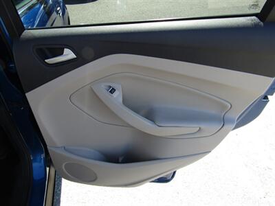 2019 Ford Escape SE,AWD,CONV PKG,RVC,SILVER CERTIFIED   - Photo 43 - Haddon Twp, NJ 08107