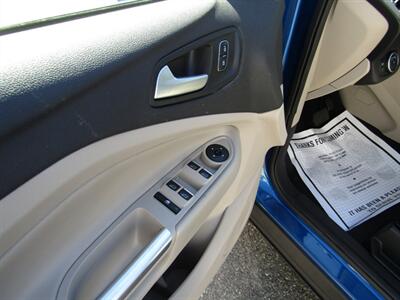 2019 Ford Escape SE,AWD,CONV PKG,RVC,SILVER CERTIFIED   - Photo 33 - Haddon Twp, NJ 08107