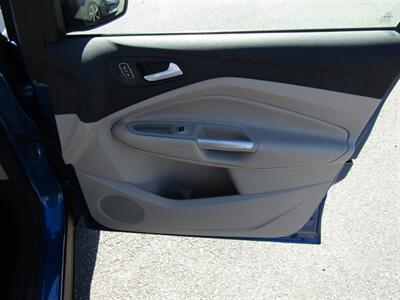 2019 Ford Escape SE,AWD,CONV PKG,RVC,SILVER CERTIFIED   - Photo 46 - Haddon Twp, NJ 08107