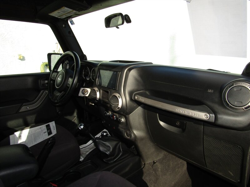 2013 Jeep Wrangler SPORT,4X4, PKG,CONV PKG,SILVER CERTIFIED - Photo 19 - Haddon Twp, NJ 08107