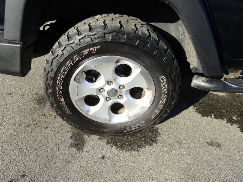 2013 Jeep Wrangler SPORT,4X4, PKG,CONV PKG,SILVER CERTIFIED - Photo 35 - Haddon Twp, NJ 08107