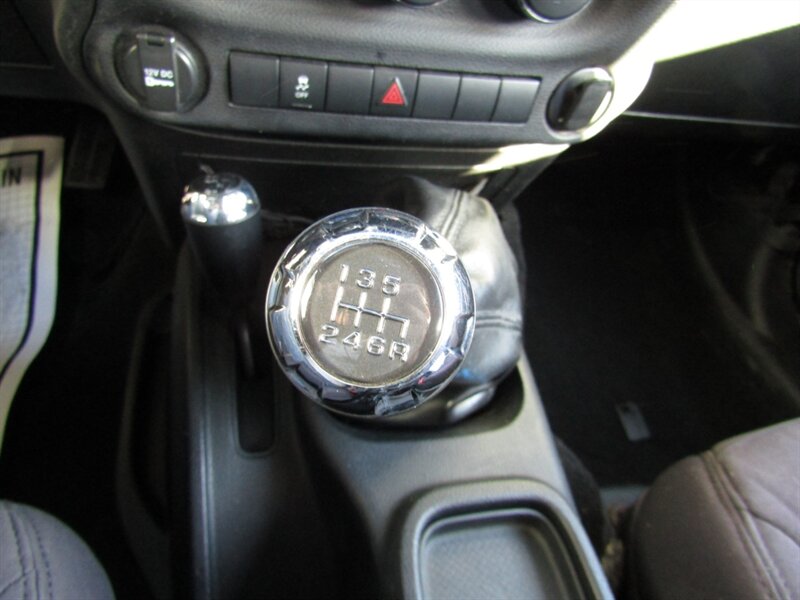 2013 Jeep Wrangler SPORT,4X4, PKG,CONV PKG,SILVER CERTIFIED - Photo 28 - Haddon Twp, NJ 08107