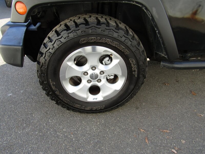 2013 Jeep Wrangler SPORT,4X4, PKG,CONV PKG,SILVER CERTIFIED - Photo 33 - Haddon Twp, NJ 08107